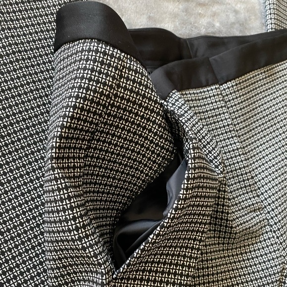 DKNY Black and White Pants - Picture 4 of 7